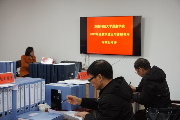 e7b4a63efdc240cd997e542a04de6081.jpg e7b4a63efdc240cd997e542a04de6081.jpg