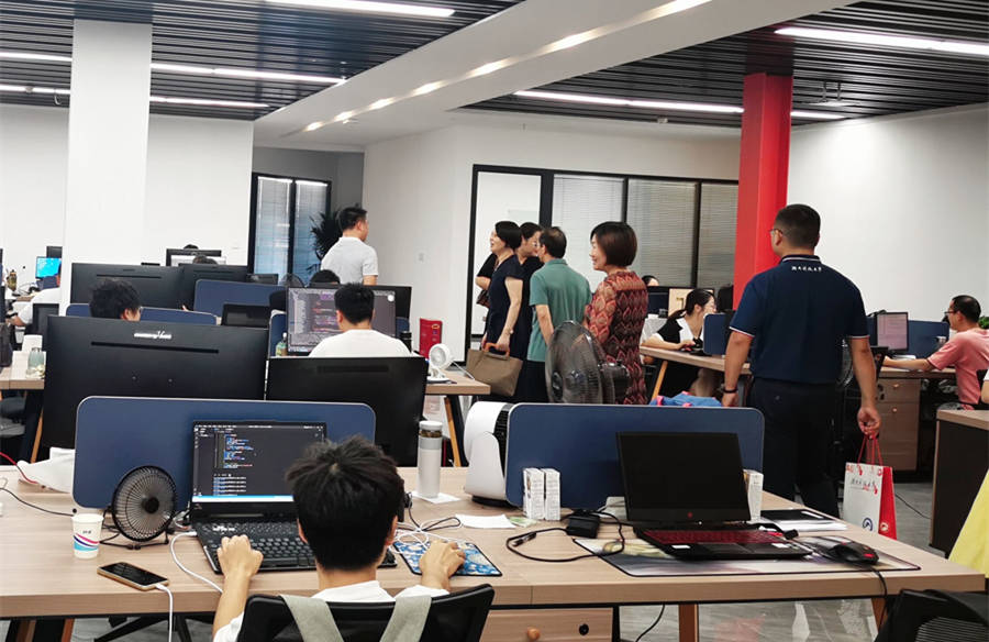 0832c535d8ee49998597cb42a902376b.png 图片1.png